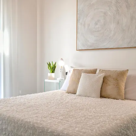 Apartamento Gioja Mea *